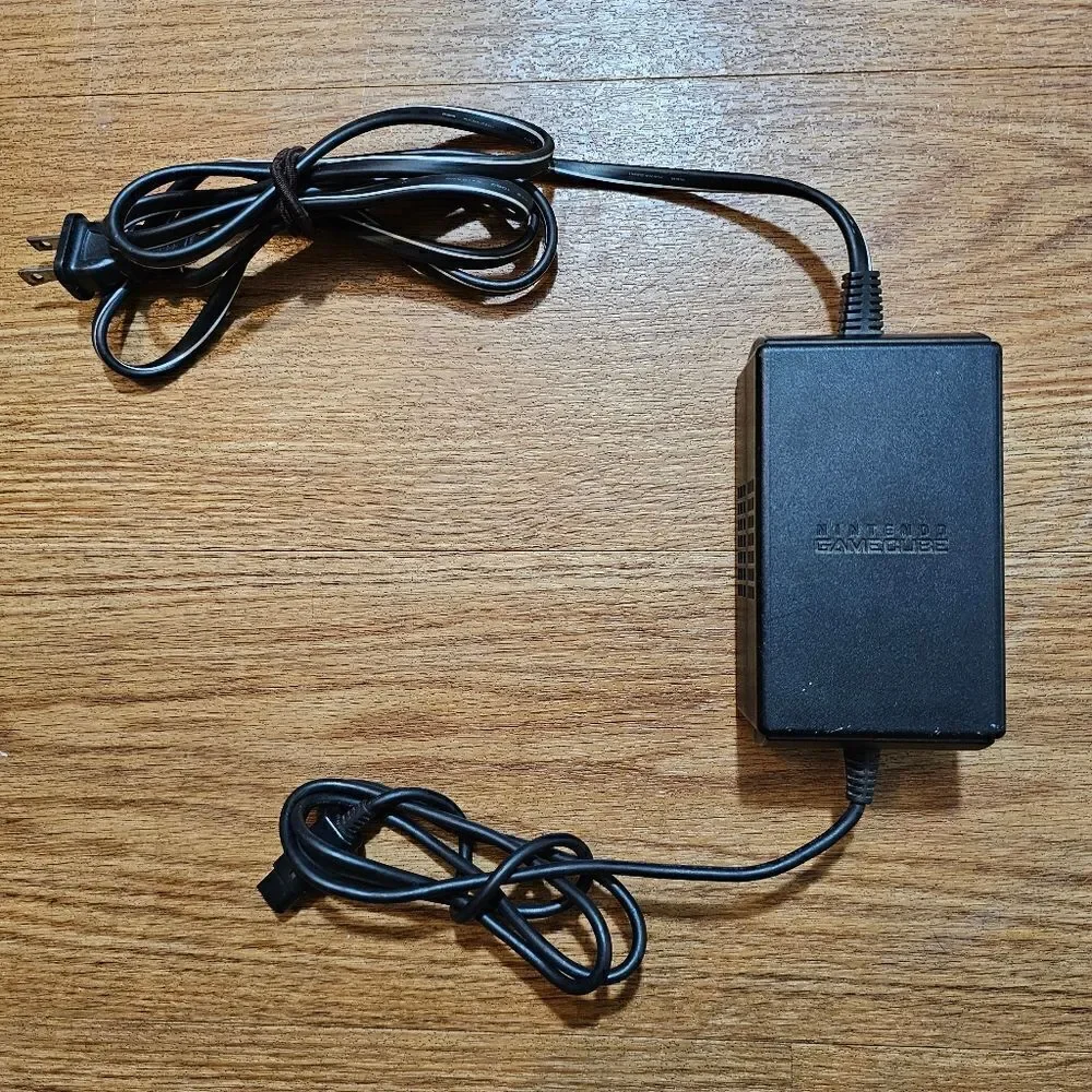 Nintendo Gamecube AC Adapter Power Supply Genuine Brand Made In Japan Excellent
